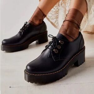 NEW Dr. Martens Black Leona Lo Black Vintage Smooth Platform Oxford Shoes 7 38